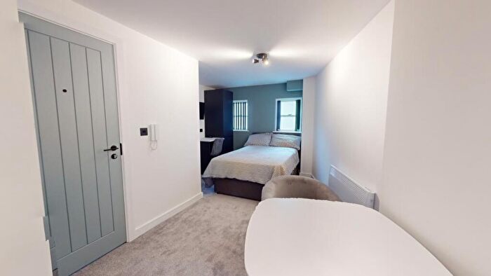 1 Bedroom Flat To Rent In Low Pavement, Nottingham, NG1