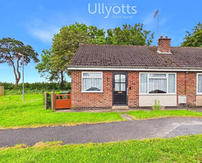 2 Bedroom Terraced Bungalow For Sale In Church Lane, Sigglesthorne, HU11