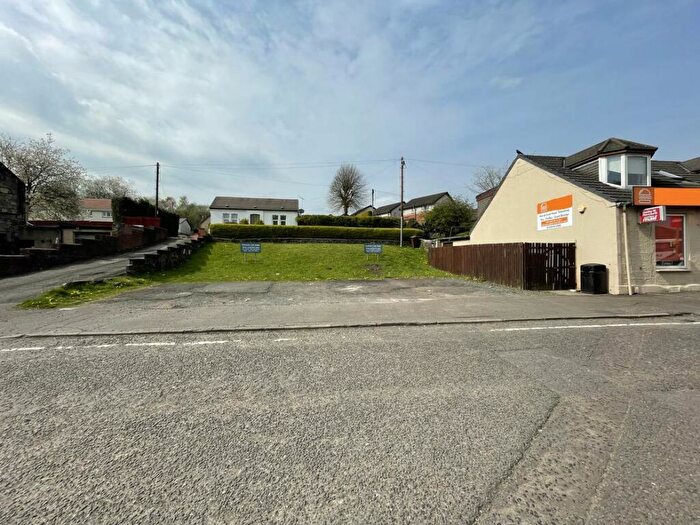 4 Bedroom Detached House For Sale In Vacant Retail Unit With Accommodation, - Glasgow Road, Dennyloanhead, Scotland, FK4