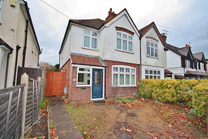 3 Bedroom Semi-Detached House To Rent In Goldsworth Road, Woking, GU21