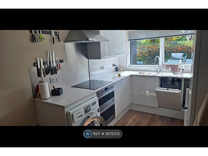 2 Bedroom Flat To Rent In Sherbourne Close, Cambridge, CB4