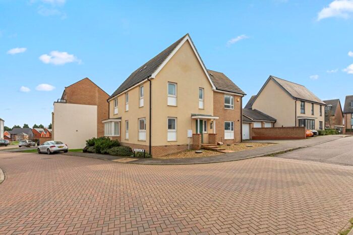 4 Bedroom Detached House For Sale In Normande Crescent, Whitehouse, Milton Keynes, MK8