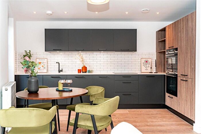 2 Bedroom Apartment For Sale In Plot - Henderson Place, Edinburgh, Midlothian, EH3