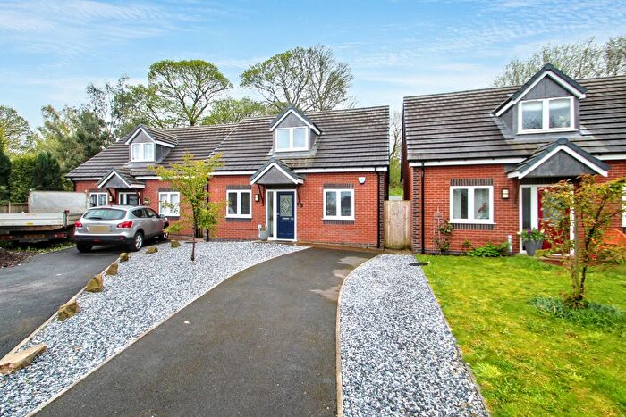 2 Bedroom Detached Bungalow For Sale In Cheltenham Grove, Silverdale, Newcastle-Under-Lyme, ST5