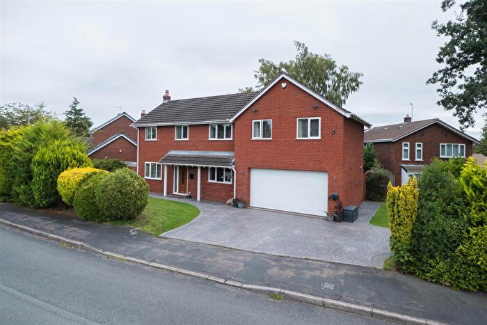 5 Bedroom Detached House For Sale In Delamere Park Way West, Cuddington, CW8