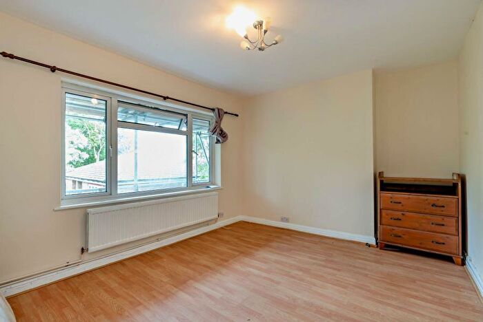 2 Bedroom Apartment To Rent In Rickmansworth Road, Pinner, HA5