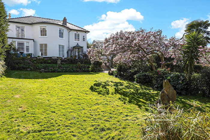 6 Bedroom Detached House For Sale In Buckingham Road, Ryde, Isle Of Wight, PO33