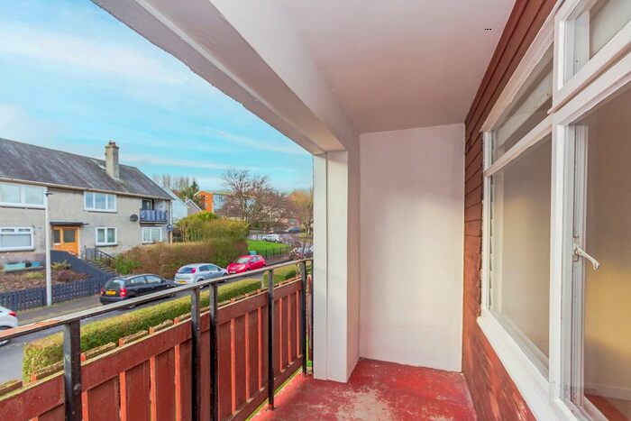 2 Bedroom Flat To Rent In Lady Nairne Loan, Northfield, Edinburgh, EH8