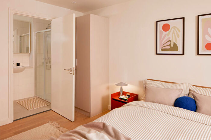2 Bedroom Flat To Rent In The Meander, Fyfe Lane, Bonnington, Edinburgh, City Of Edinburgh, EH6