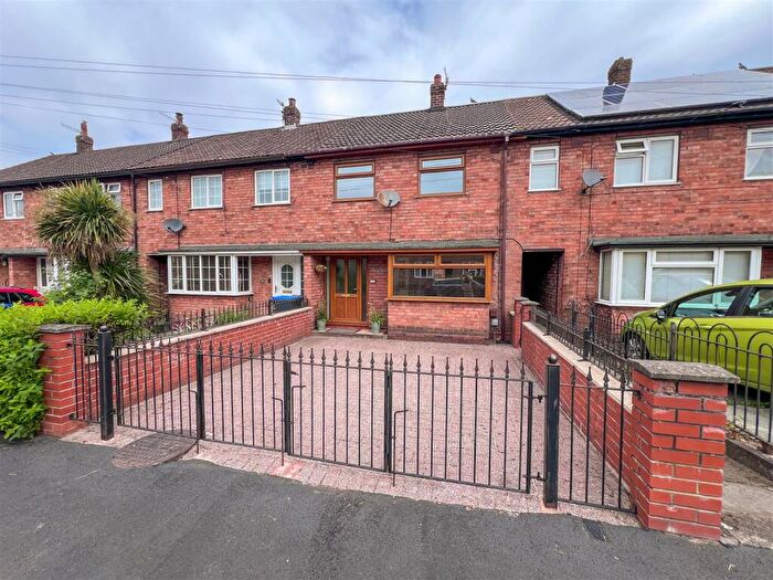 2 Bedroom Terraced House For Sale In Princess Avenue, Leek, ST13