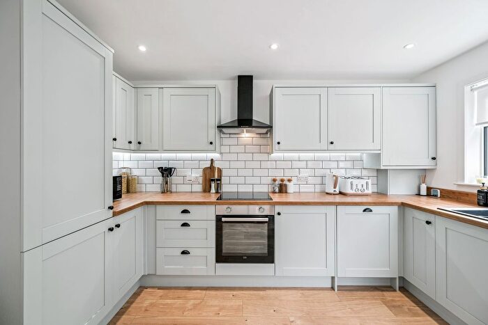 3 Bedroom Terraced House For Sale In Ambrose Rise, Livingston, EH54