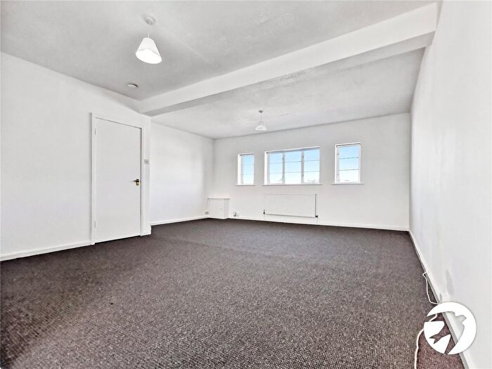 1 Bedroom Flat To Rent In Bellegrove Road, Welling, DA16