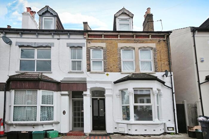 2 Bedroom Flat To Rent In Genoa Road, Anerley, SE20