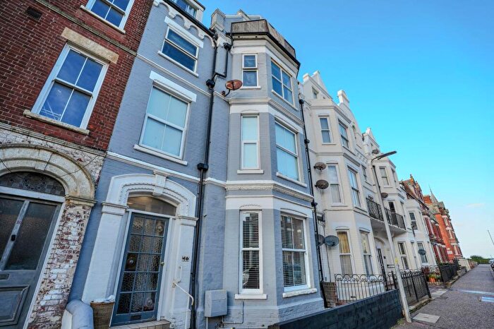 1 Bedroom Flat To Rent In Cabbell Road, Cromer, NR27