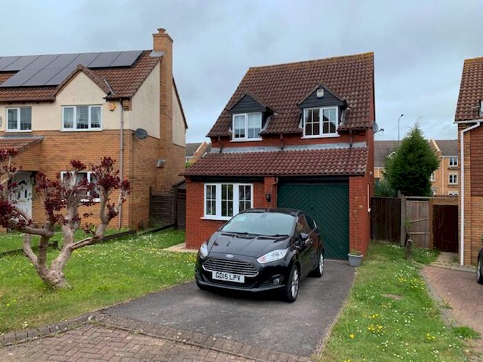 3 Bedroom Detached House To Rent In Oaktree Crescent, Bradley Stoke, Bristol, BS32