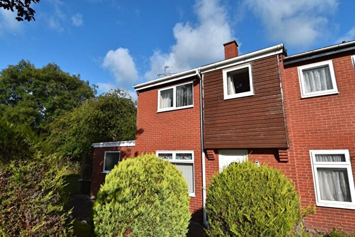 3 Bedroom End Of Terrace House For Sale In Maes Hafod, Ruthin, LL15