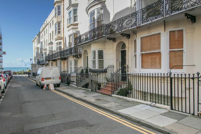 1 Bedroom Flat To Rent In Bloomsbury Place, Brighton, BN2