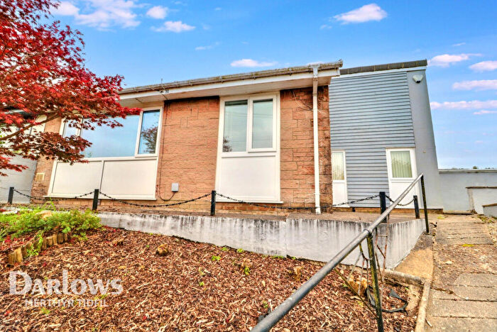 3 Bedroom Semi-Detached Bungalow To Rent In St Martins Crescent, Tredegar, NP22