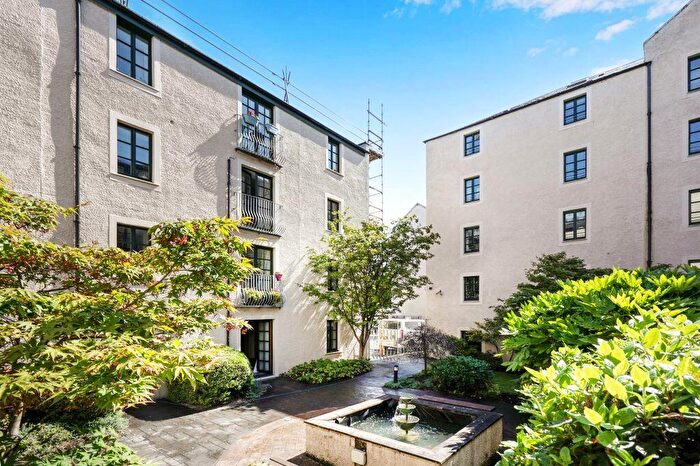 2 Bedroom Flat For Sale In / Yardheads, Edinburgh, EH6