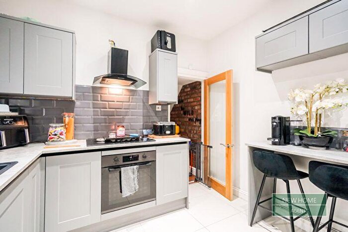 3 Bedroom Terraced House For Sale In Van Road, Caerphilly, CF83