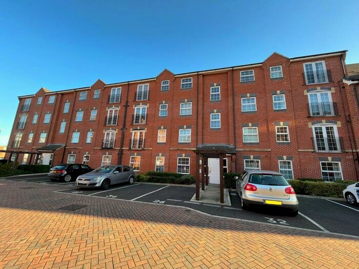 2 Bedroom Apartment To Rent In Magnus Court, Chester Green, Derby, DE21