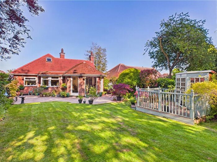 4 Bedroom Detached Bungalow For Sale In Valley Drive, Kirk Ella, HU10