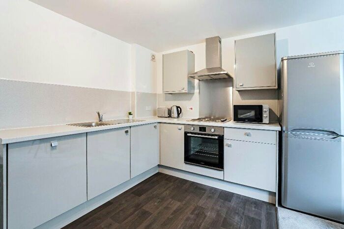 2 Bedroom Flat To Rent In All Saints Street, Nottingham, Nottinghamshire, NG7