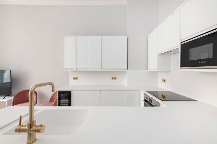 1 Bedroom Flat For Sale In Lexham Gardens, Kensington, W8
