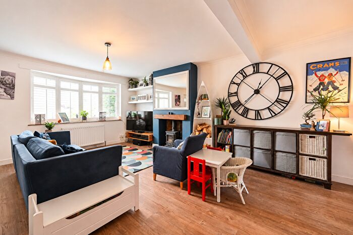 3 Bedroom Semi-Detached House For Sale In The Street, Fetcham, KT22
