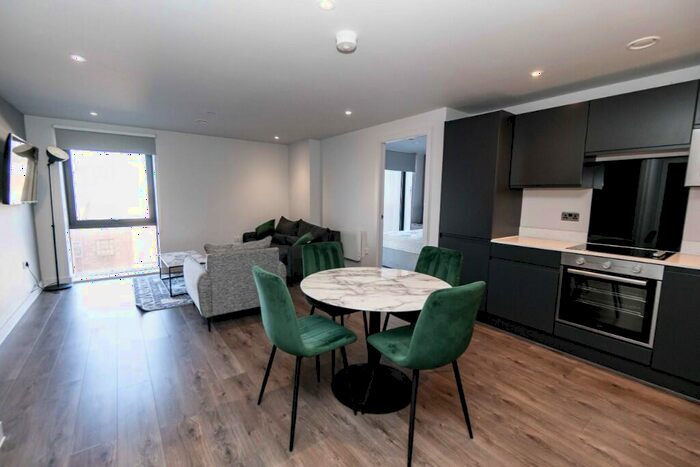 2 Bedroom Apartment To Rent In The Summit Parliament Street, Liverpool, Merseyside, L8