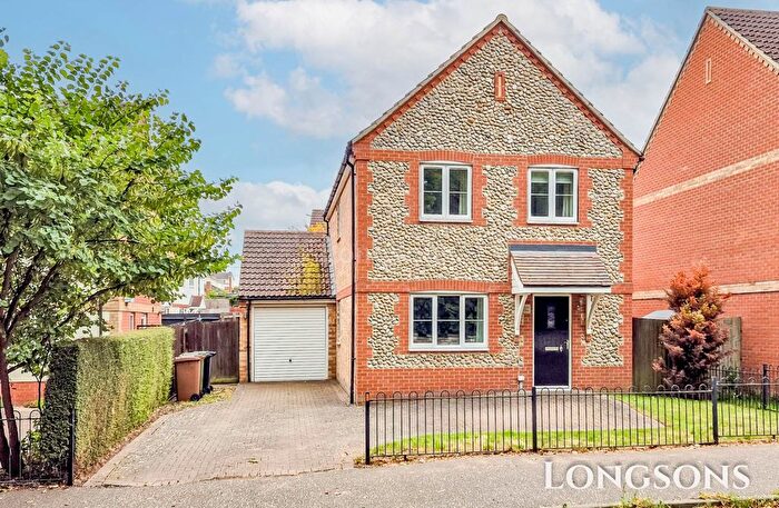 3 Bedroom Detached House For Sale In The Street, Marham, PE33