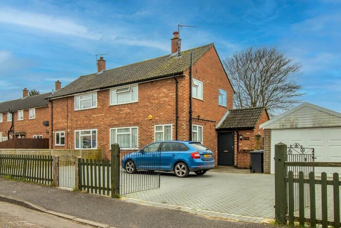 2 Bedroom Semi-Detached House To Rent In Macaulay Square, Great Shelford, CB22