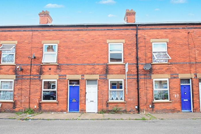 3 Bedroom Terraced House For Sale In Cross Street, Skegness, Lincolnshire, PE25