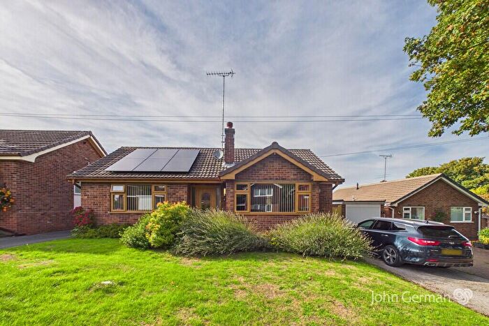 2 Bedroom Detached Bungalow For Sale In Highlands Drive, Winshill, DE15
