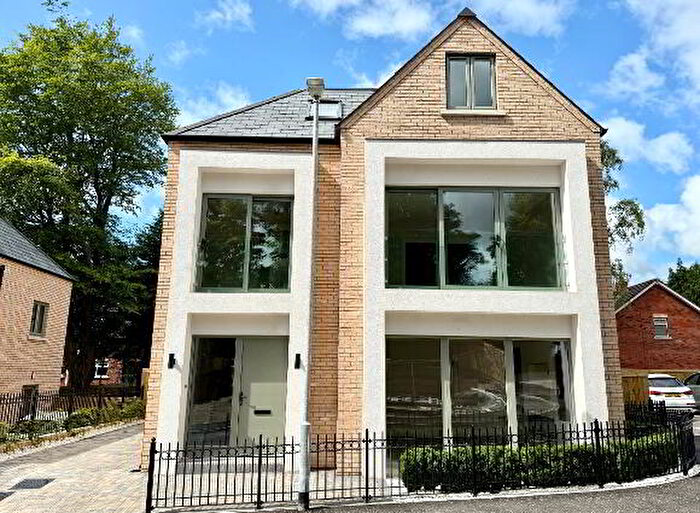 5 Bedroom Detached House For Sale In Derrianna, Derry, BT48