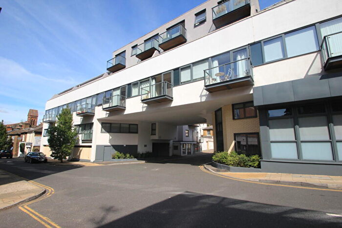 2 Bedroom Apartment To Rent In St Mary's Road, KT6