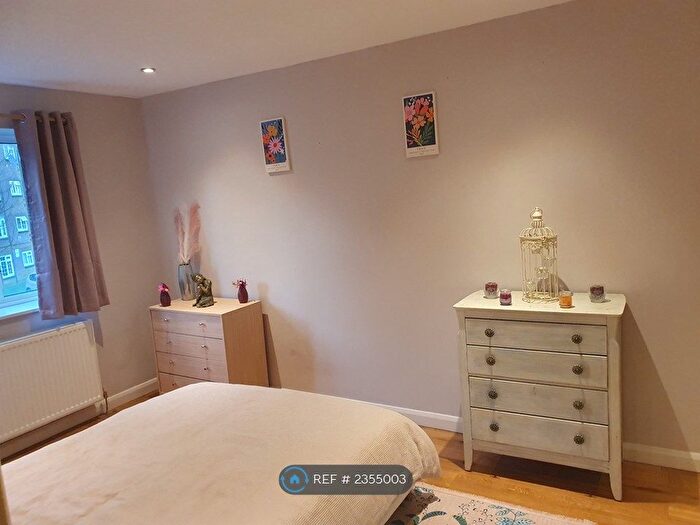 1 Bedroom Flat To Rent In High Street, London, W3