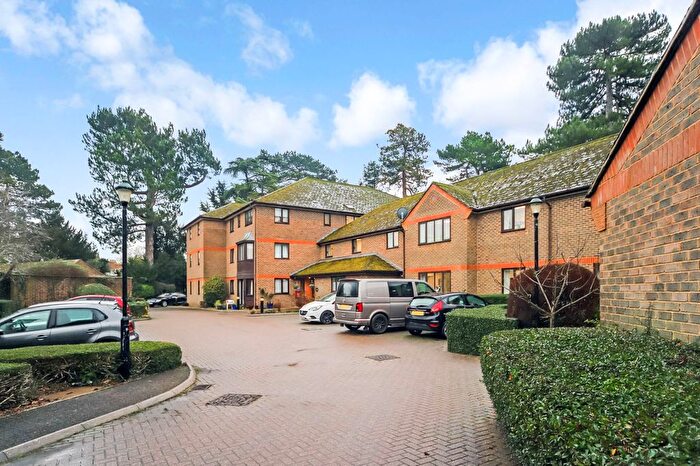 1 Bedroom Flat For Sale In The Furlong, King Street, Tring, HP23