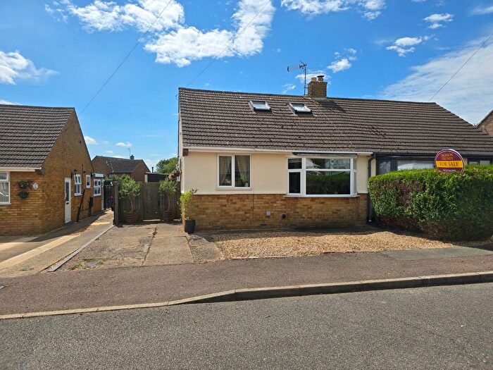 3 Bedroom Semi-Detached Bungalow For Sale In St. Lukes Close, Spratton, Northampton, NN6