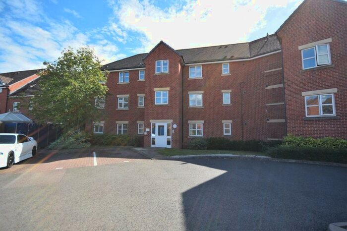 2 Bedroom Apartment To Rent In Hopps Lodge Drive, Rugby, CV21