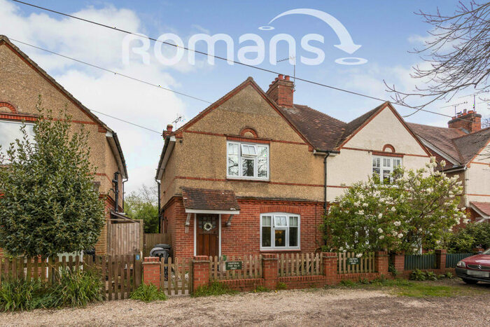 2 Bedroom Semi-Detached House To Rent In Broomwood Way, Farnham, GU10