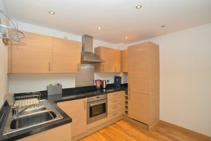 2 Bedroom Flat To Rent In Walsworth Road, Hitchin, SG4