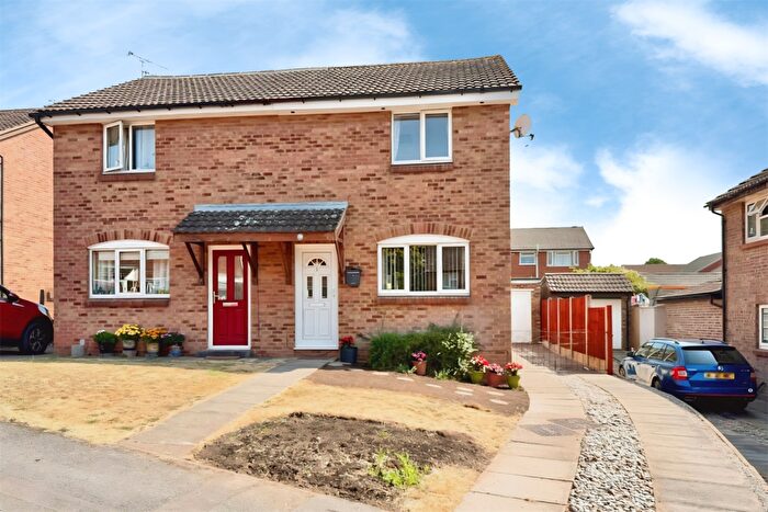3 Bedroom Semi-Detached House For Sale In Jasmine Close, Beeston, NG9