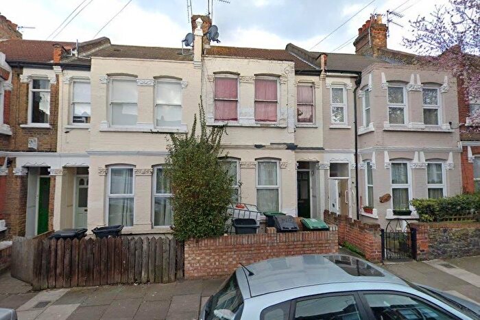 2 Bedroom Flat To Rent In Frinton Road, Tottenham, N15