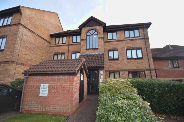 2 Bedroom Flat To Rent In Scott Road, Thorpe Park, Norwich NR1