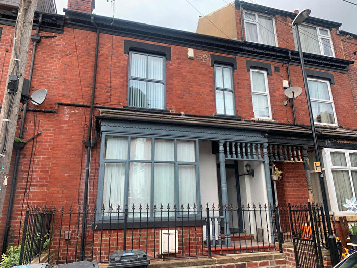 6 Bedroom Terraced House To Rent In Ebberston Terrace, Leeds, LS6