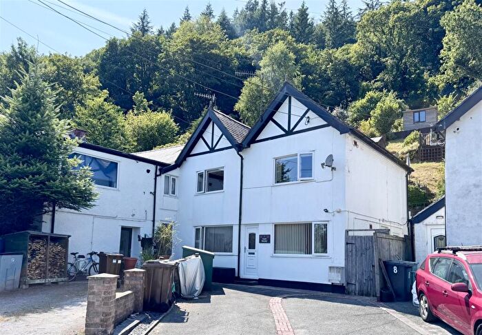 3 Bedroom Semi-Detached House For Sale In Coed Gwydir, Trefriw, LL27