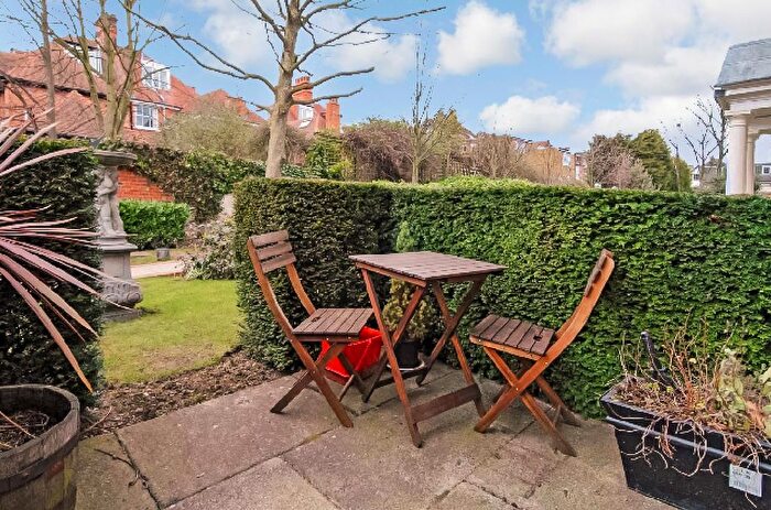 2 Bedroom Flat To Rent In Nursery Road, Wimbledon, SW19