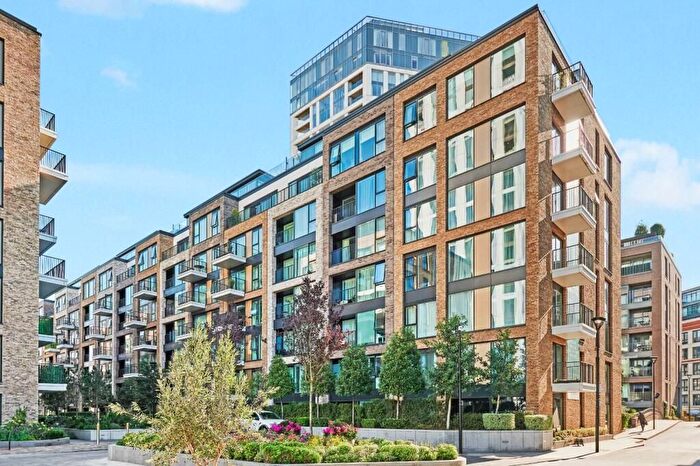 1 Bedroom Flat To Rent In Fairwater House, Lockgate Road, London, SW6