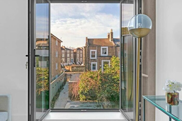 3 Bedroom Flat For Sale In Marquis Road, Camden Town, London, NW1